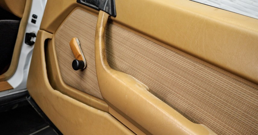 Mercedes W124 Белый — фото работы РефлекТОН