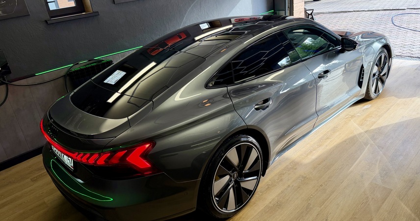 Audi e-tron GT — фото работы РефлекТОН