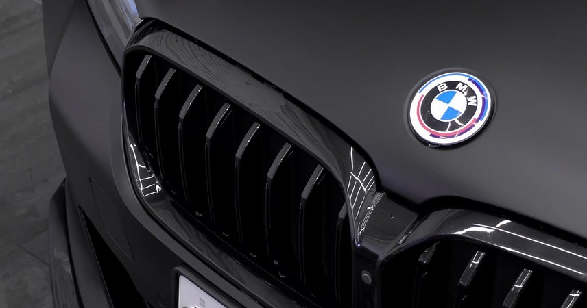 BMW 5 G30 черный мат — фото работы РефлекТОН