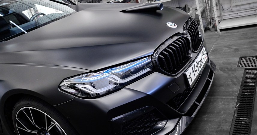 BMW 5 G30 черный мат — фото работы РефлекТОН